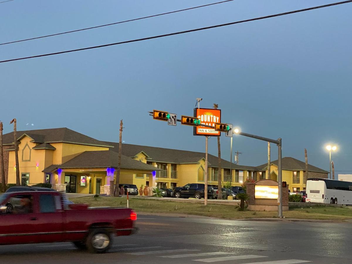 Country Hill Inn & Suite Eagle Pass Exterior photo